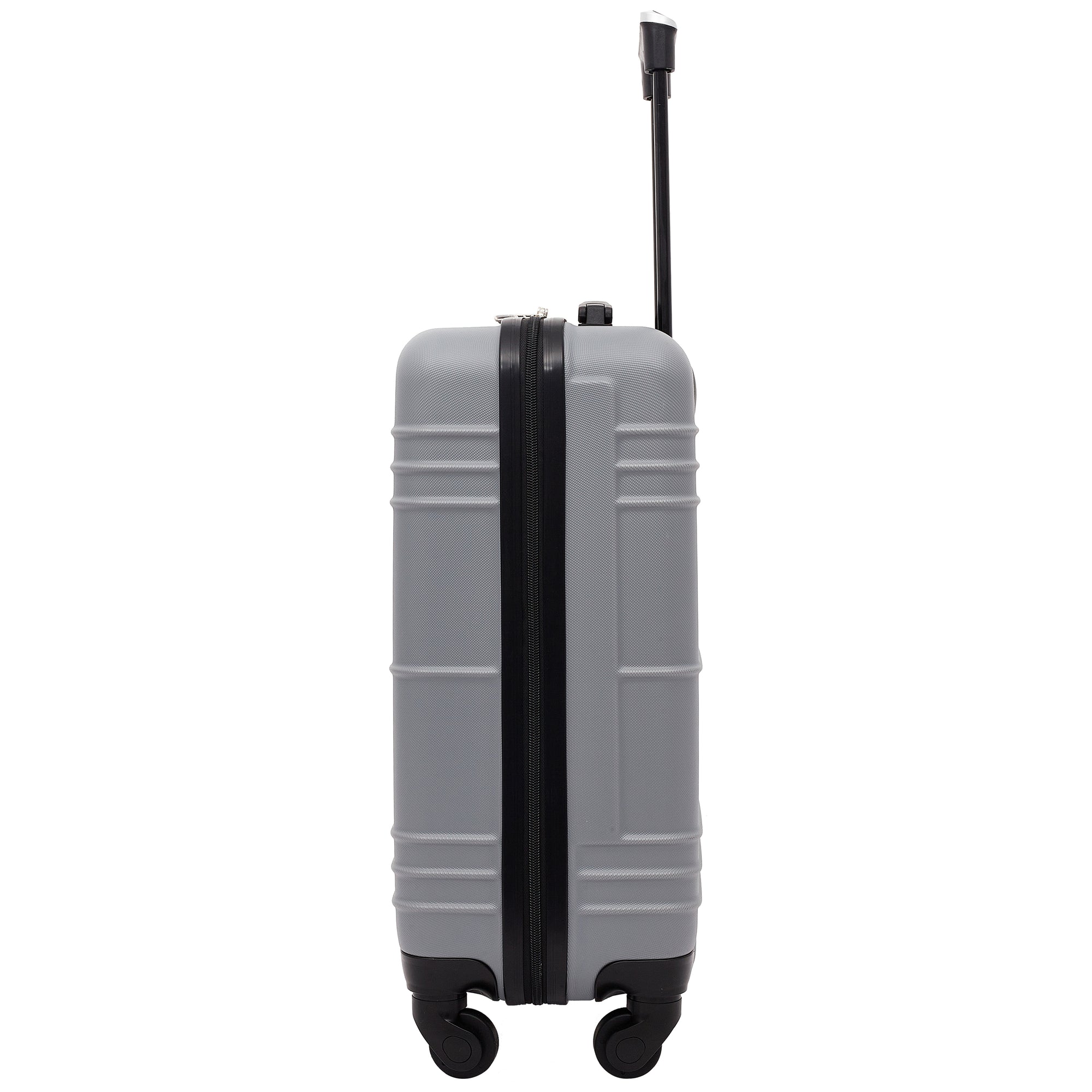 Travelers Club 22" Richmond Spinner Carry-On Luggage
