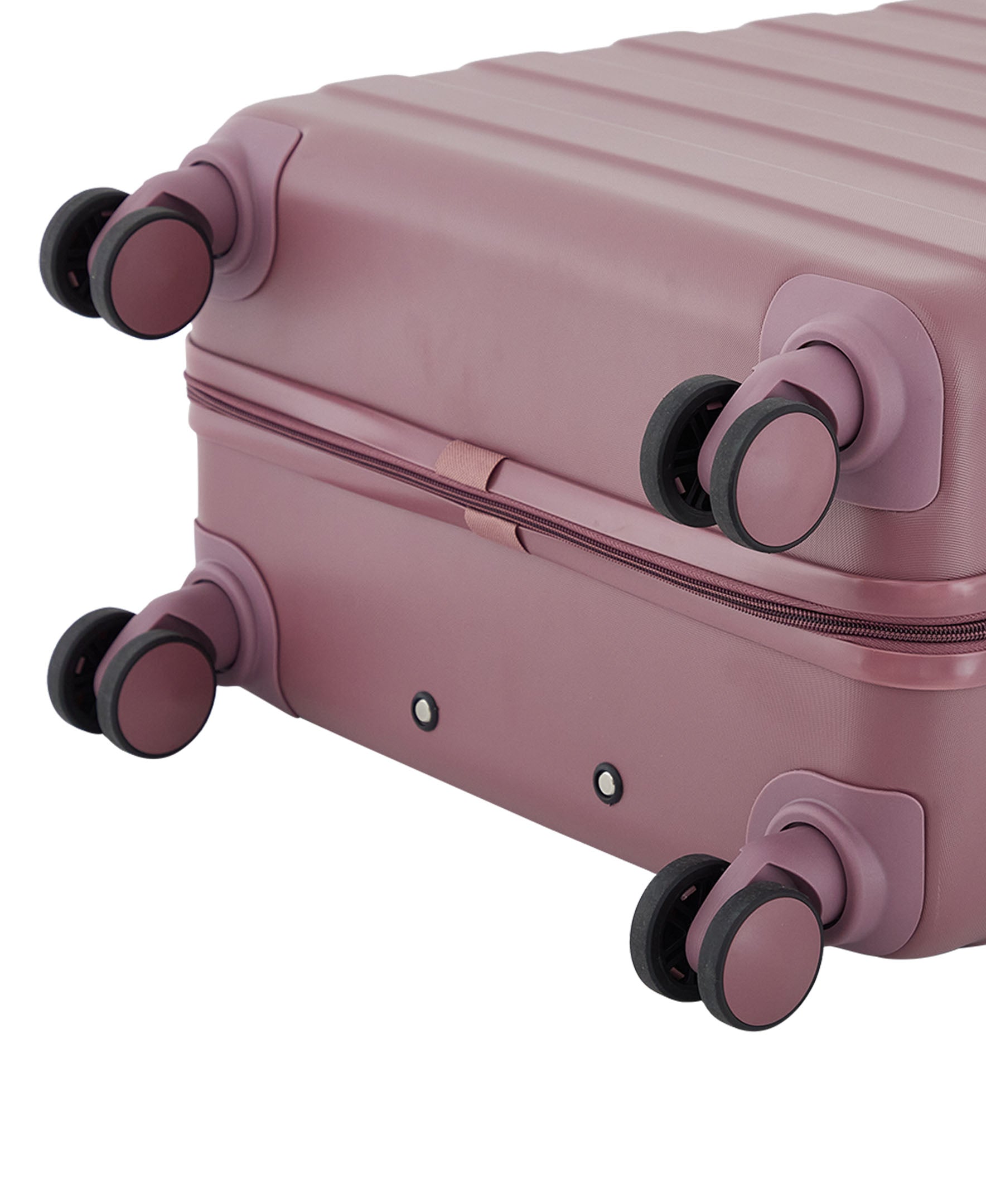 Travelers Club Austin 4 Piece Hardside Luggage Set