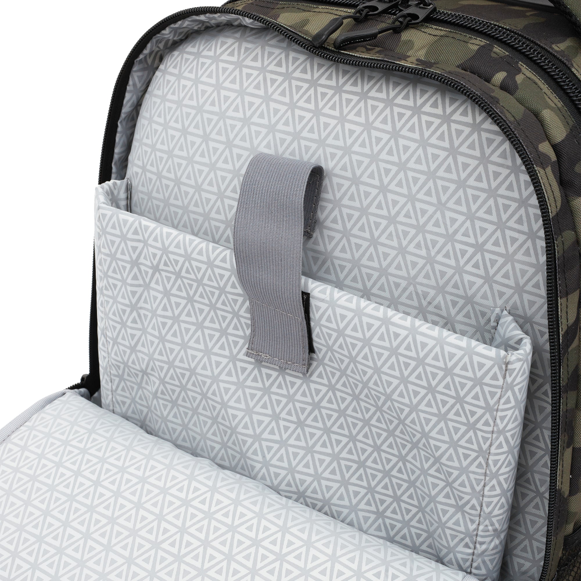 Travelers Club 20-inch Rolling Backpack with Laptop Compartment