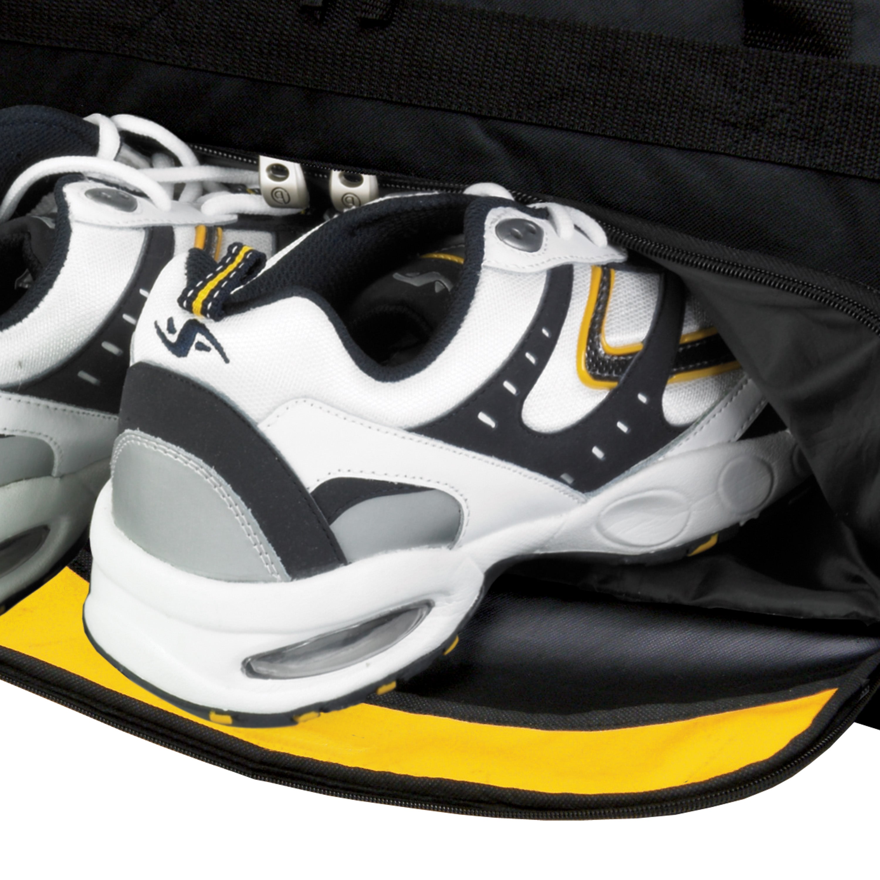 Adventure 24&quot; | Sport Multi pocket duffel W/ Wet shoe pocket